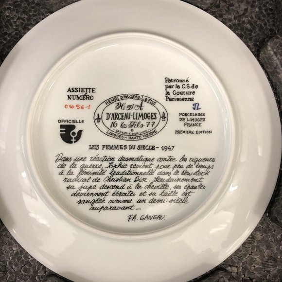 1947 Ganeau's Women of the Century Porcelian COA - Picture 2 of 8